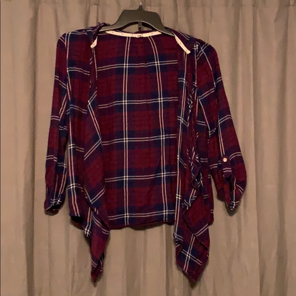 Women’s small Plaid sweater/top